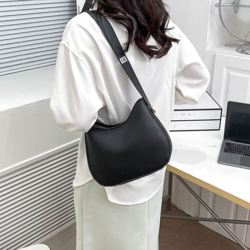 Leisure Commute Underarm Bag Vintage Bag Women