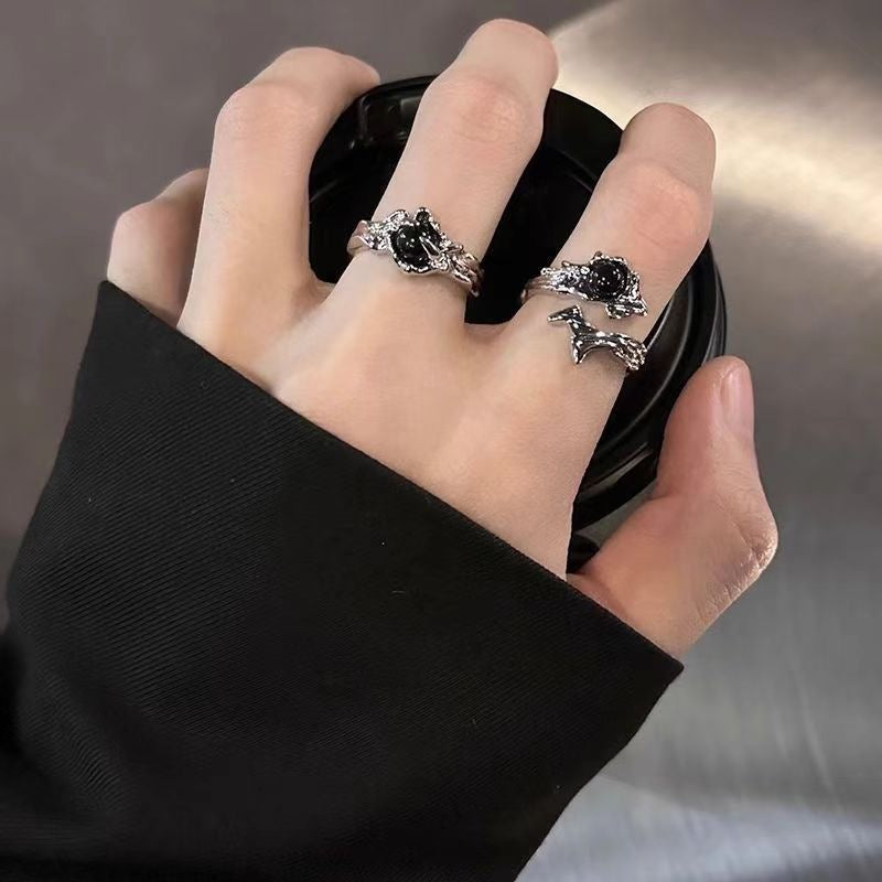 Unisex Dark Style Thorn Ring